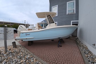 SCOUT 240 XSF 486840