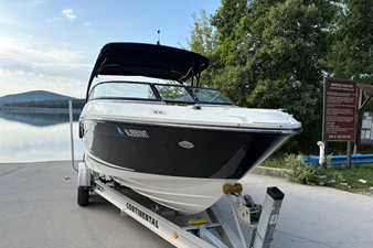 SEA RAY 230 SLX