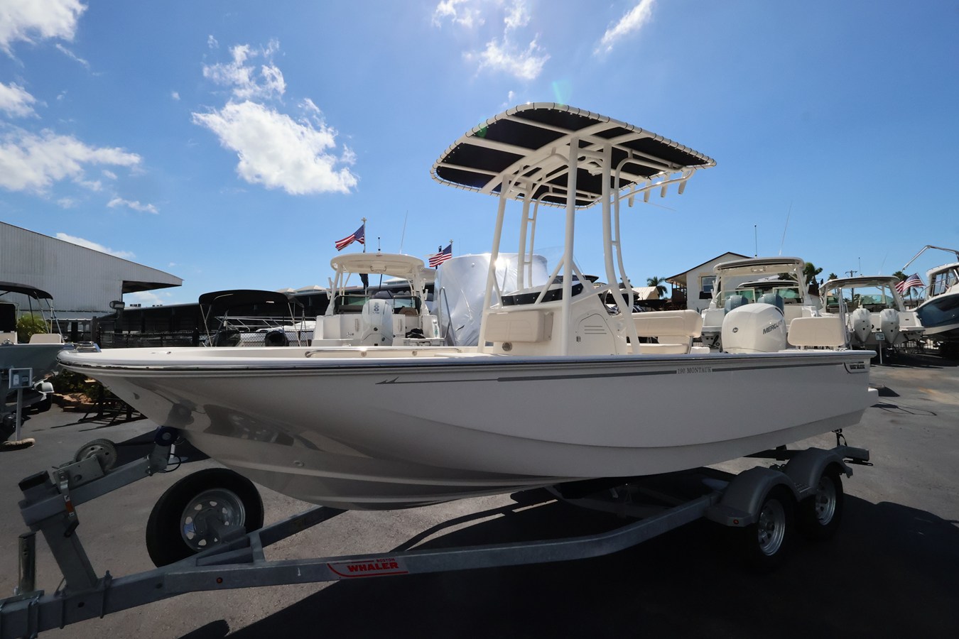 Boston Whaler 190 Montauk — 2027 Boston Whaler 190 Montauk