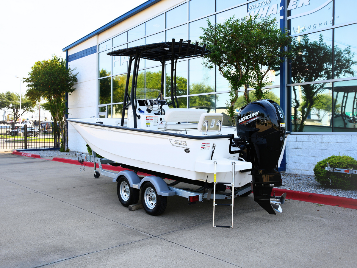 Boston Whaler 190 Montauk — 2027 Boston Whaler 190 Montauk — fotoğraf 3