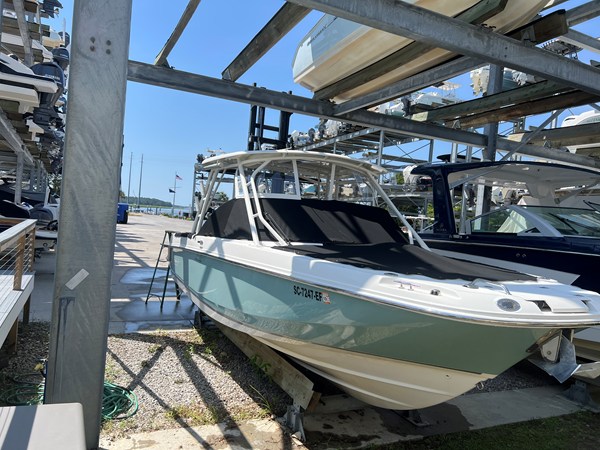 BOSTON WHALER 270 VANTAGE — 2018 Boston Whaler 270 Vantage