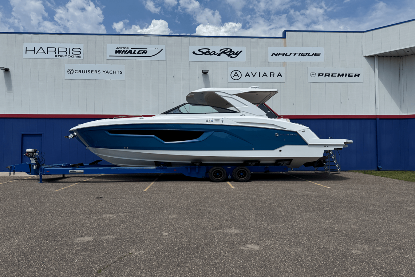 Cruisers Yachts 34 GLS — 2026 Cruisers Yachts 34 GLS — fotoğraf 3