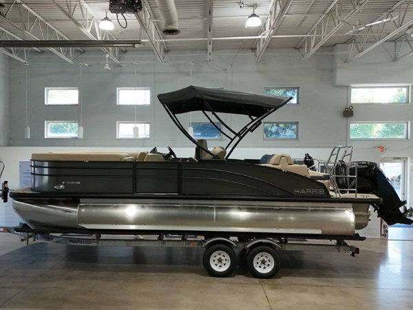HARRIS CRUISER 230 — 2027 Harris Cruiser 230