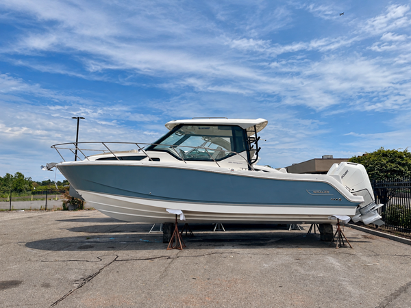 BOSTON WHALER 325 CONQUEST — 2026 Boston Whaler 325 Conquest