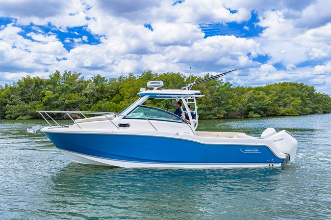 BOSTON WHALER 285 CONQUEST — 2026 Boston Whaler 285 Conquest