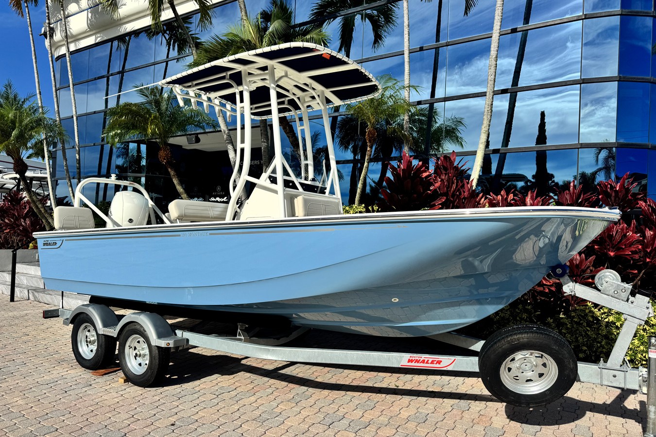Boston Whaler 190 Montauk — 2027 Boston Whaler 190 Montauk — fotoğraf 3