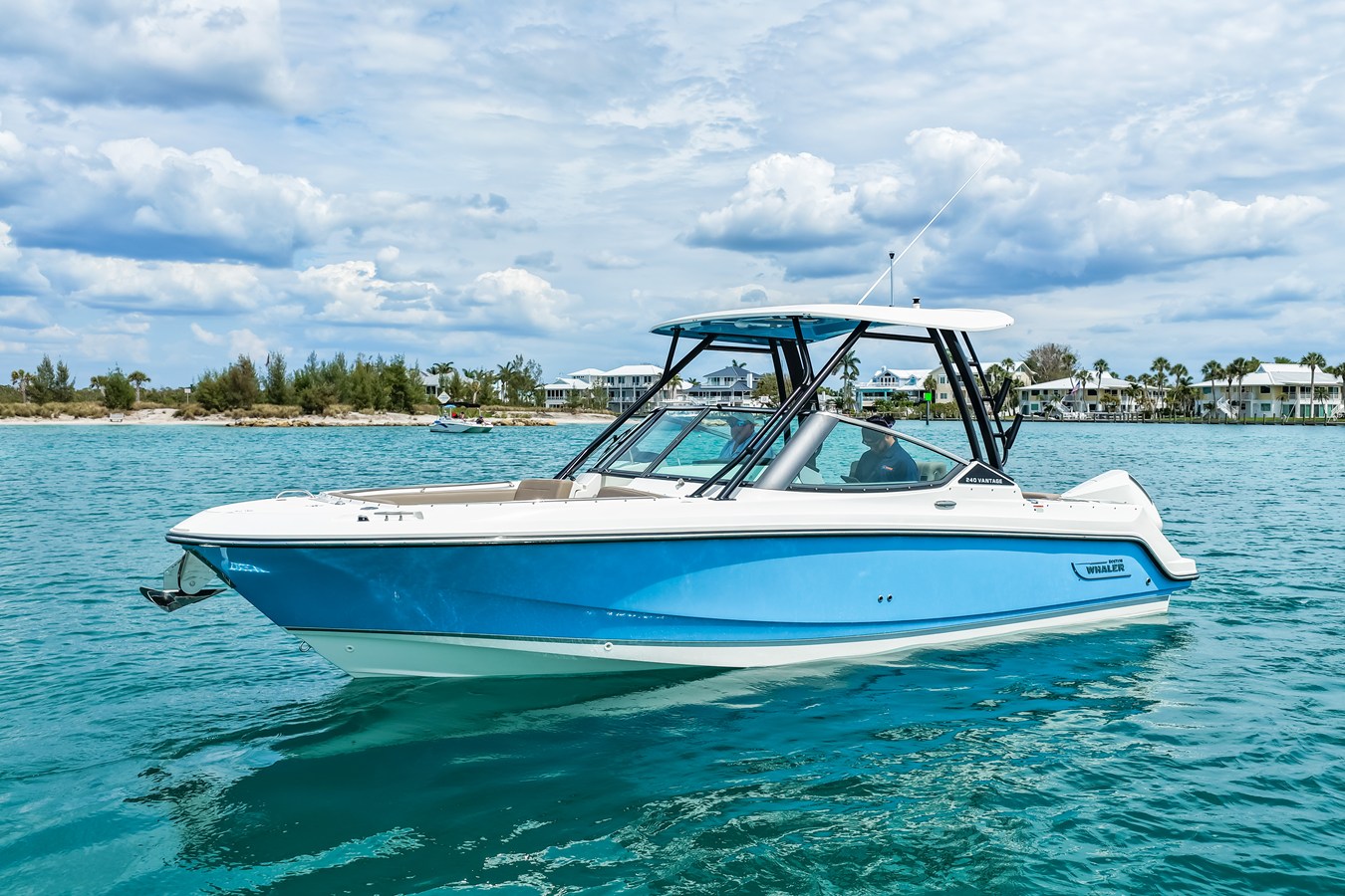 Boston Whaler 240 Vantage — 2026 Boston Whaler 240 Vantage — fotoğraf 3
