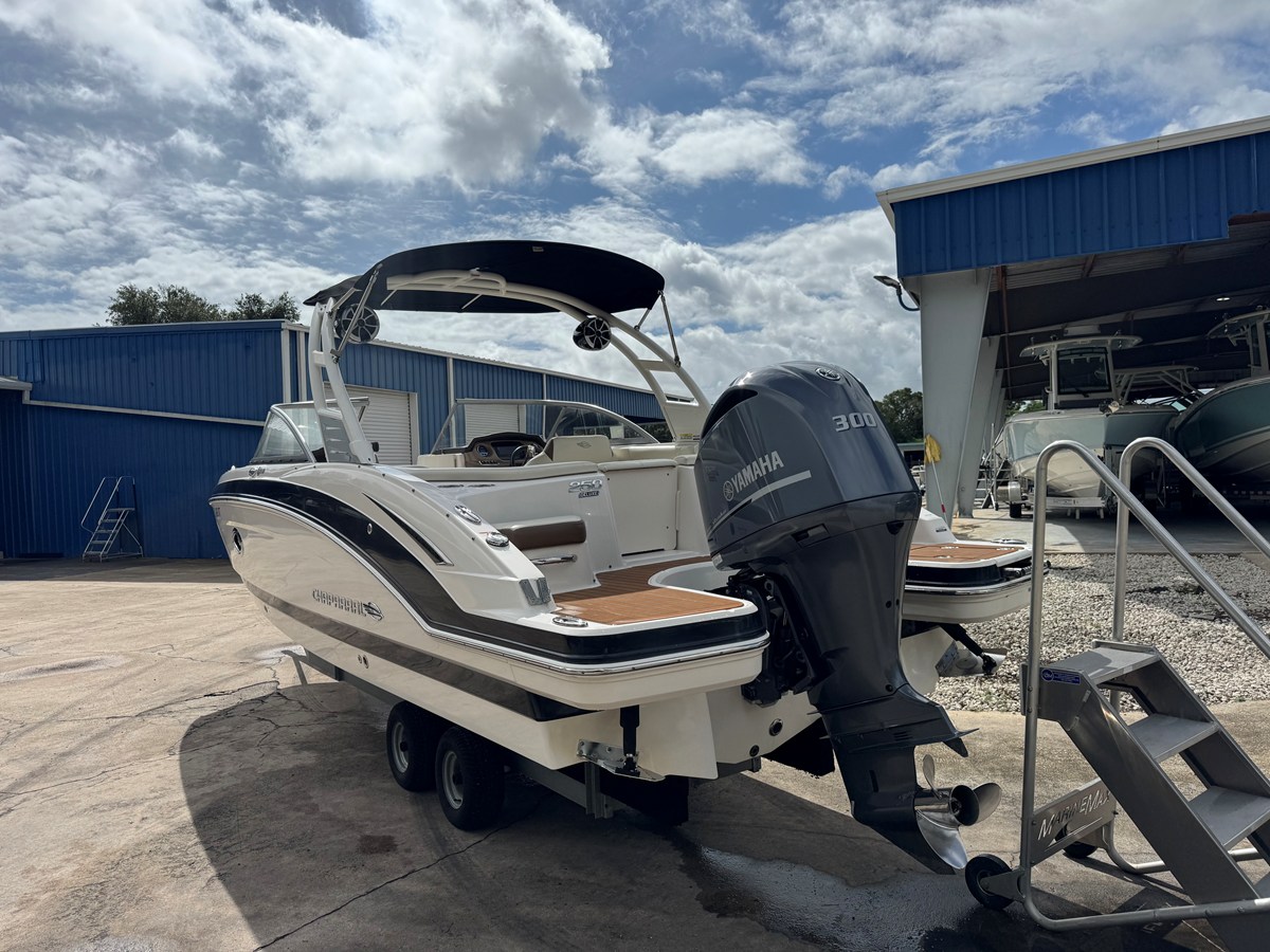 Chaparral 250 — 2017 Chaparral 250 — fotoğraf 4