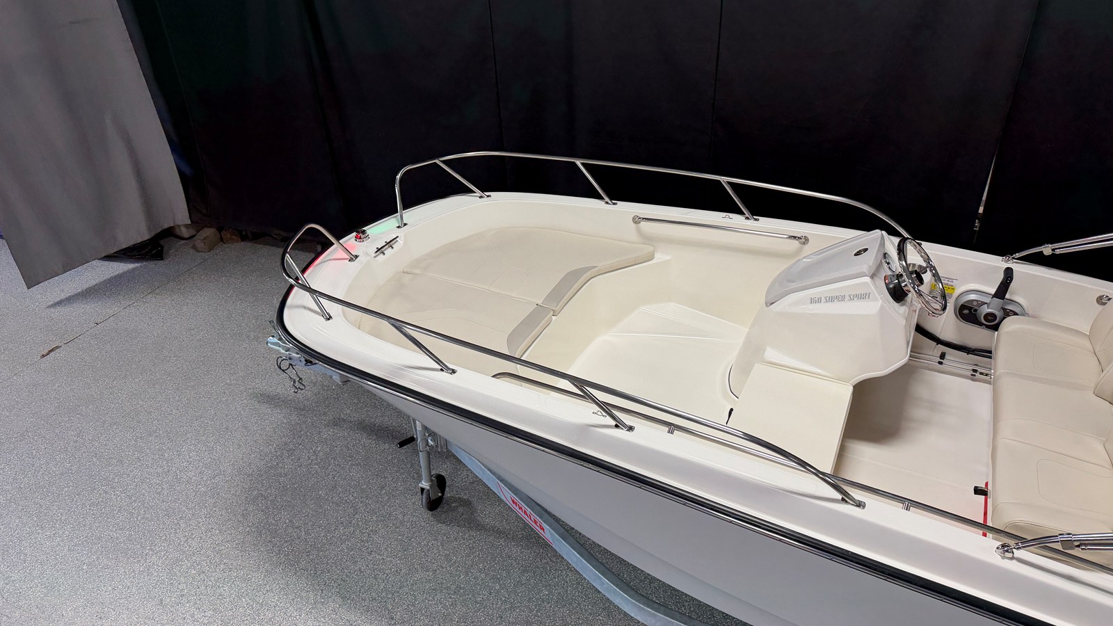 Boston Whaler 160 Super Sport — 2026 Boston Whaler 160 Super Sport — fotoğraf 5