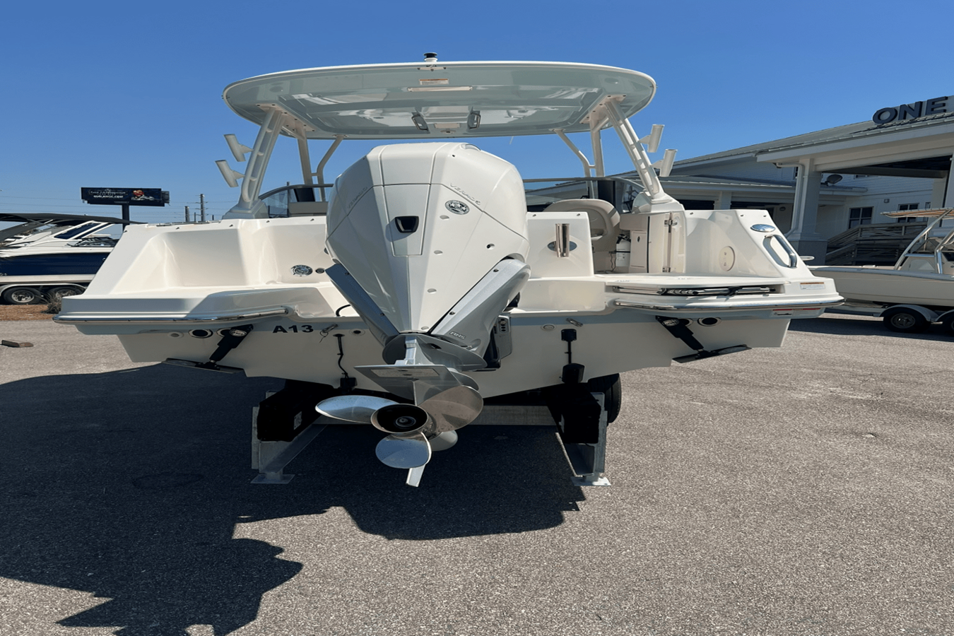 Boston Whaler 240 VANTAGE — 2022 Boston Whaler 240 Vantage — fotoğraf 3