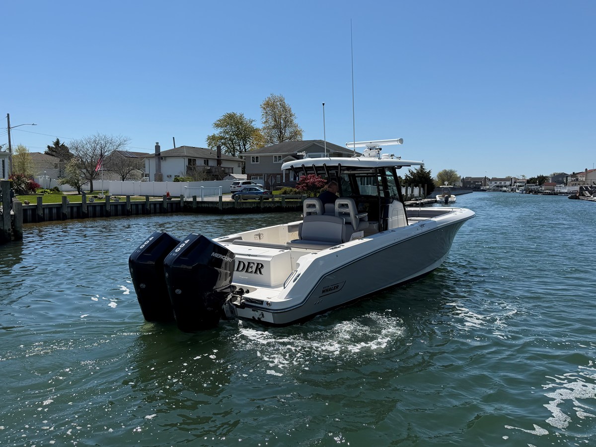 Boston Whaler 330 OUTRAGE — 2024 Boston Whaler 330 Outrage — fotoğraf 2