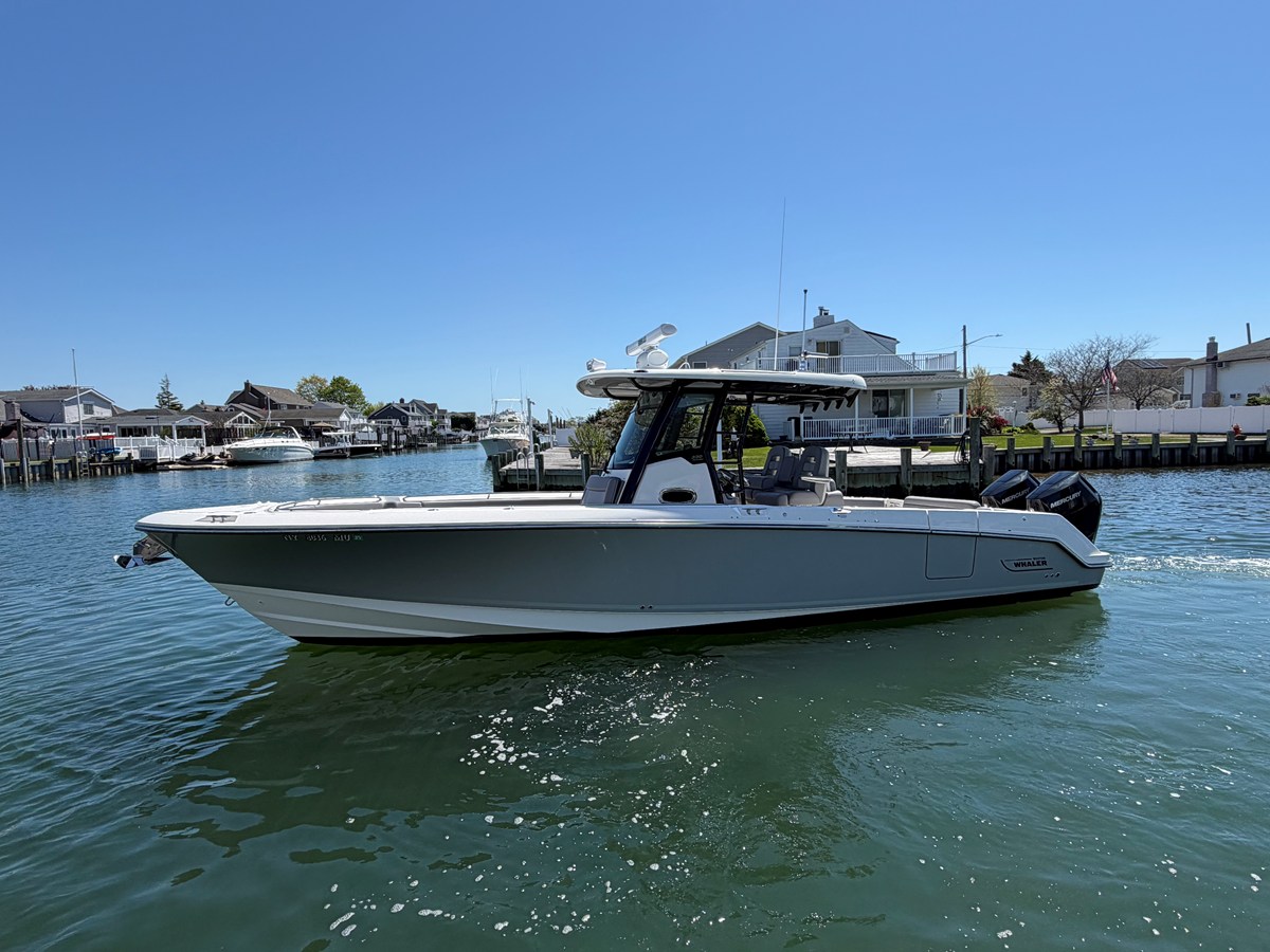 Boston Whaler 330 OUTRAGE — 2024 Boston Whaler 330 Outrage — fotoğraf 4