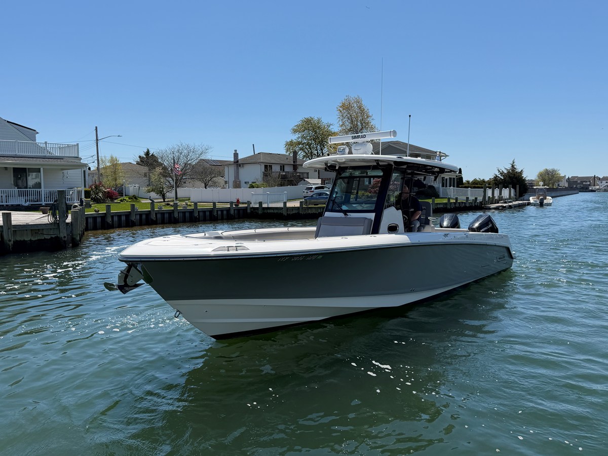 Boston Whaler 330 OUTRAGE — 2024 Boston Whaler 330 Outrage — fotoğraf 5