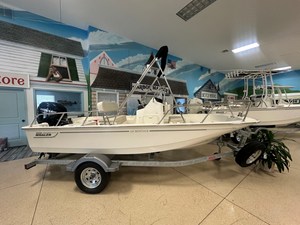 BOSTON WHALER 150 MONTAUK