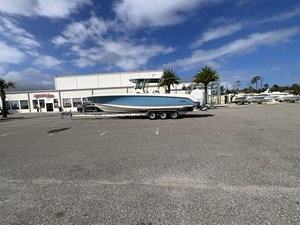 BOSTON WHALER 330 OUTRAGE