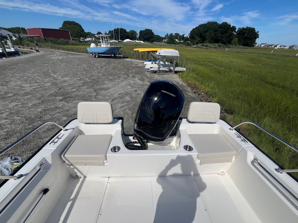 Boston Whaler 190 Montauk — 2026 Boston Whaler 190 Montauk — fotoğraf 4