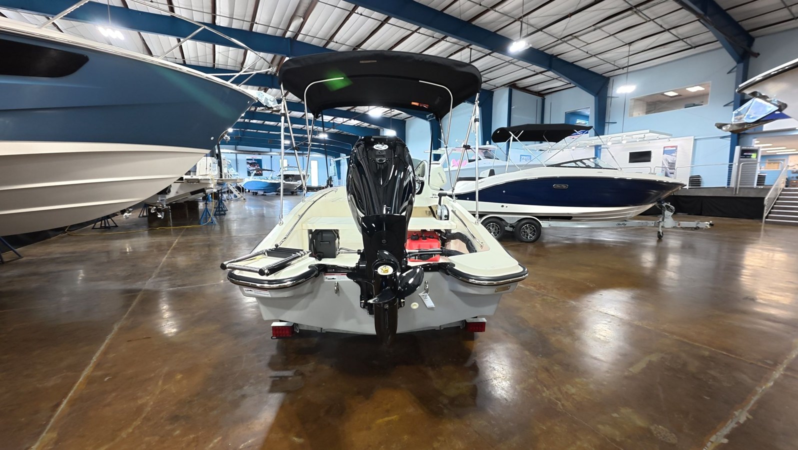 Boston Whaler 130 Super Sport — 2026 Boston Whaler 130 Super Sport — fotoğraf 2