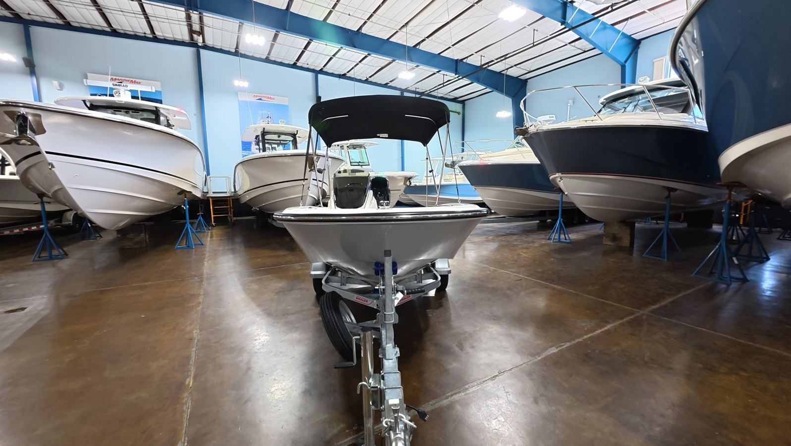 Boston Whaler 130 Super Sport — 2026 Boston Whaler 130 Super Sport — fotoğraf 4