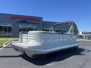 BENNINGTON 22 SSB LUXE