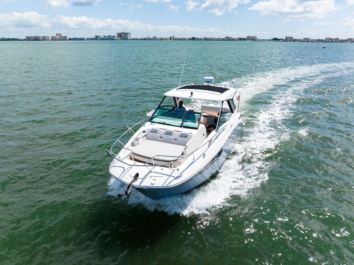 Sea Ray 320 SUNDANCER OB — 2024 Sea Ray 320 Sundancer OB — fotoğraf 3