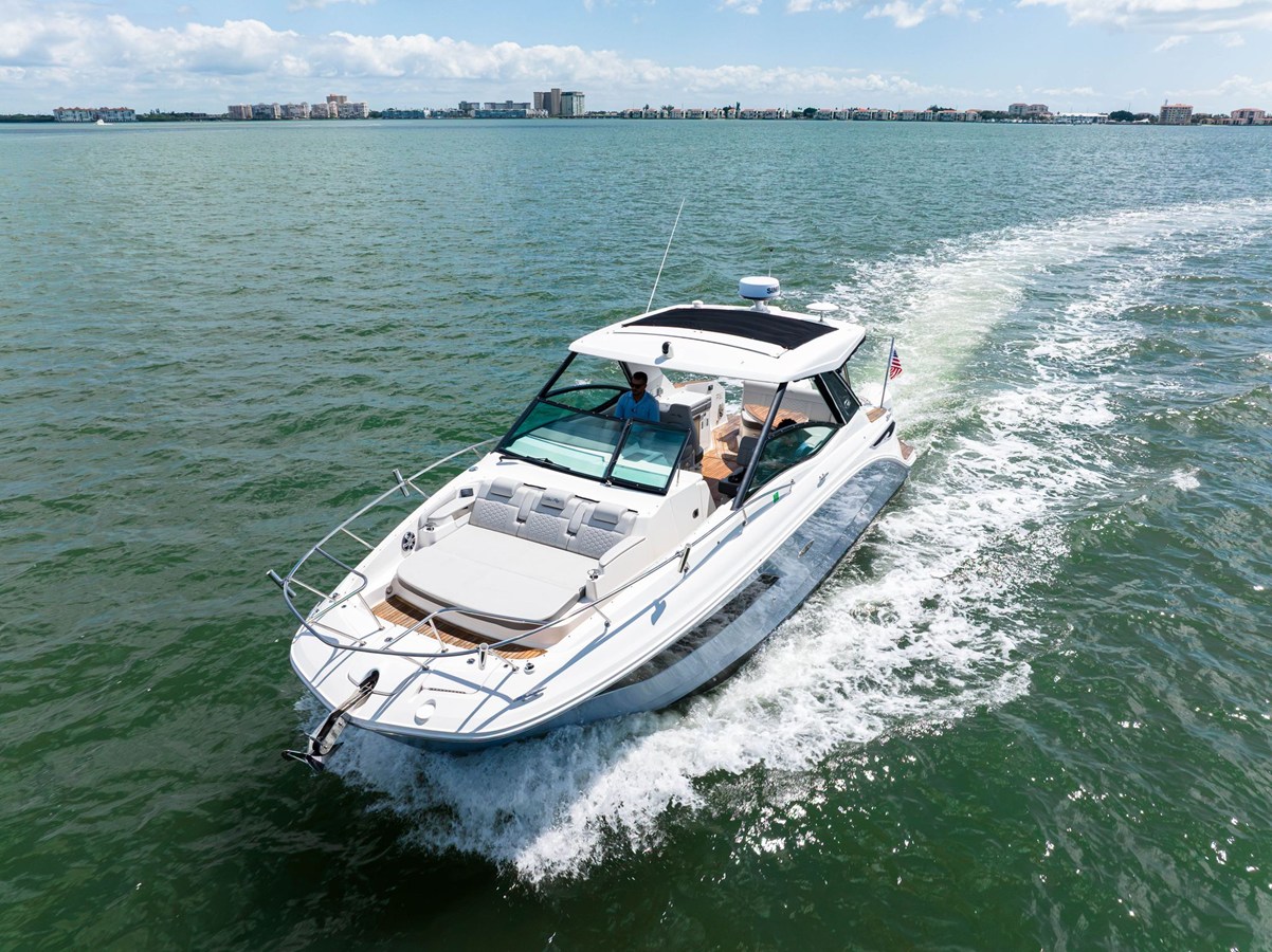 Sea Ray 320 SUNDANCER OB — 2024 Sea Ray 320 Sundancer OB — fotoğraf 4