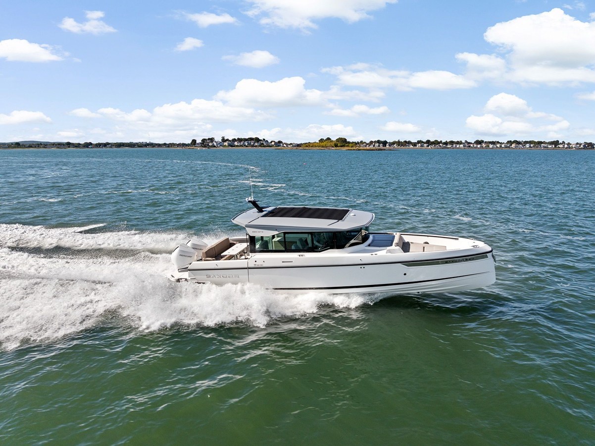 Saxdor 320 GTC — 2026 Saxdor Yachts 320 GTC