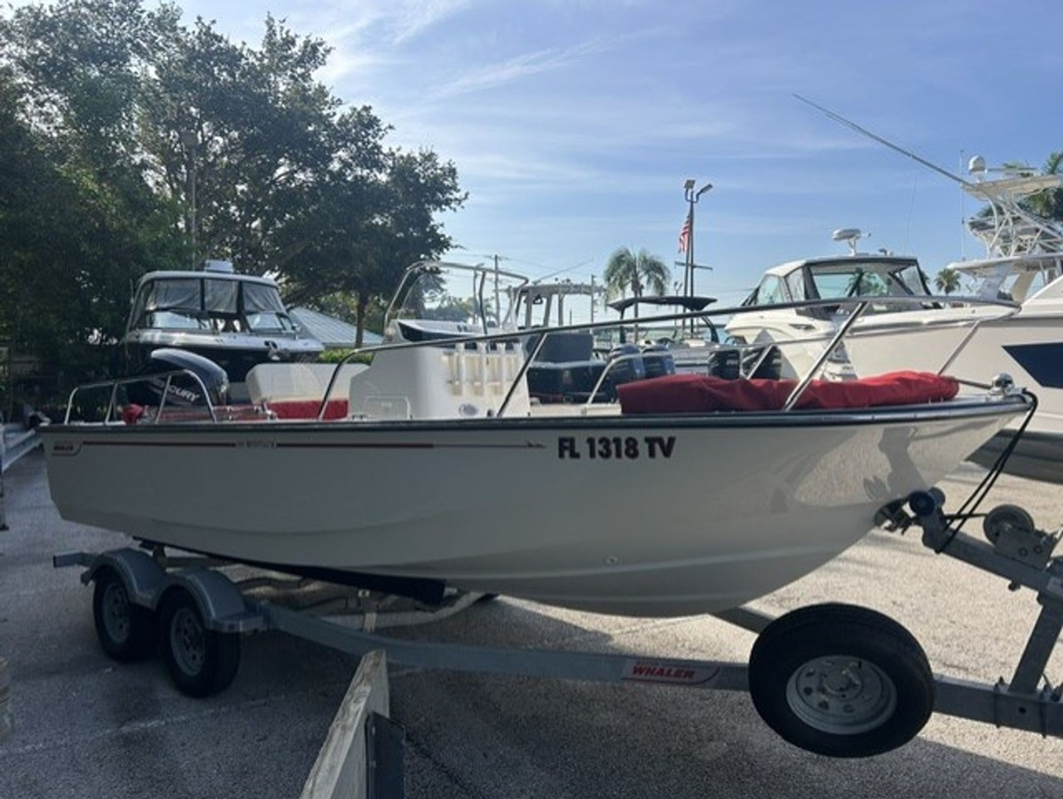 Boston Whaler 190 MONTAUK — 2024 Boston Whaler 190 Montauk — fotoğraf 3