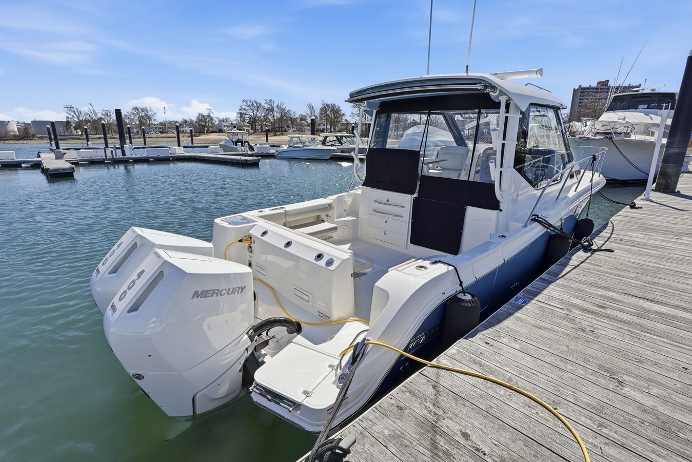 Boston Whaler 325 Conquest — 2026 Boston Whaler 325 Conquest — fotoğraf 2