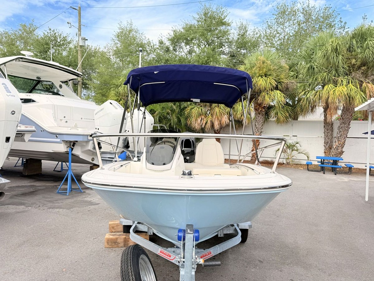 Boston Whaler 130 Super Sport — 2027 Boston Whaler 130 Super Sport — fotoğraf 3