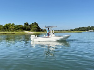 BOSTON WHALER 190 MONTAUK