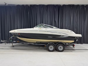 SEA RAY 200 SUNDECK
