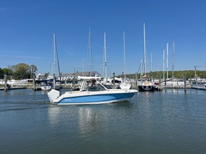 BOSTON WHALER 240 VANTAGE