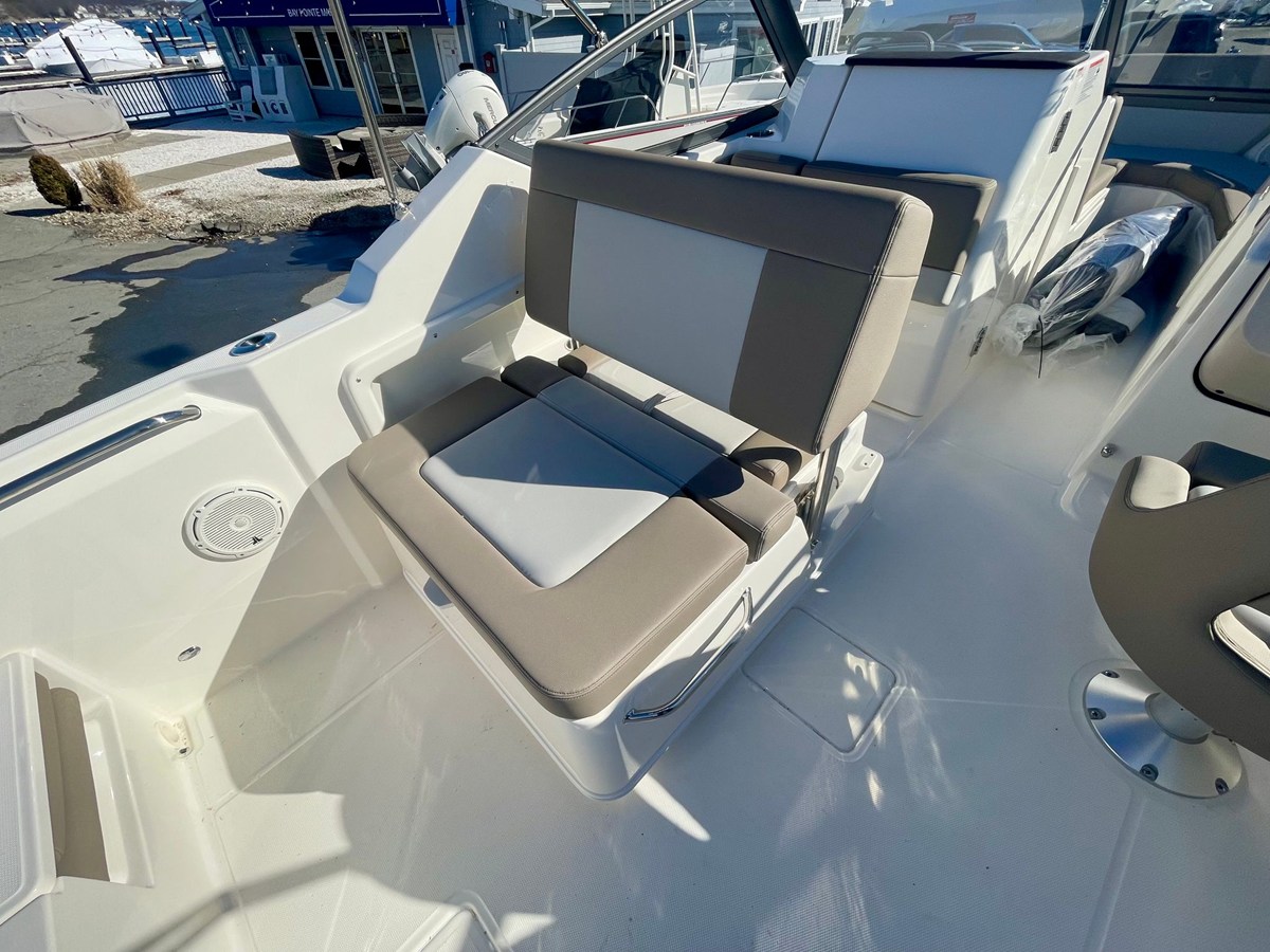 Boston Whaler 210 Vantage — 2026 Boston Whaler 210 Vantage — fotoğraf 5