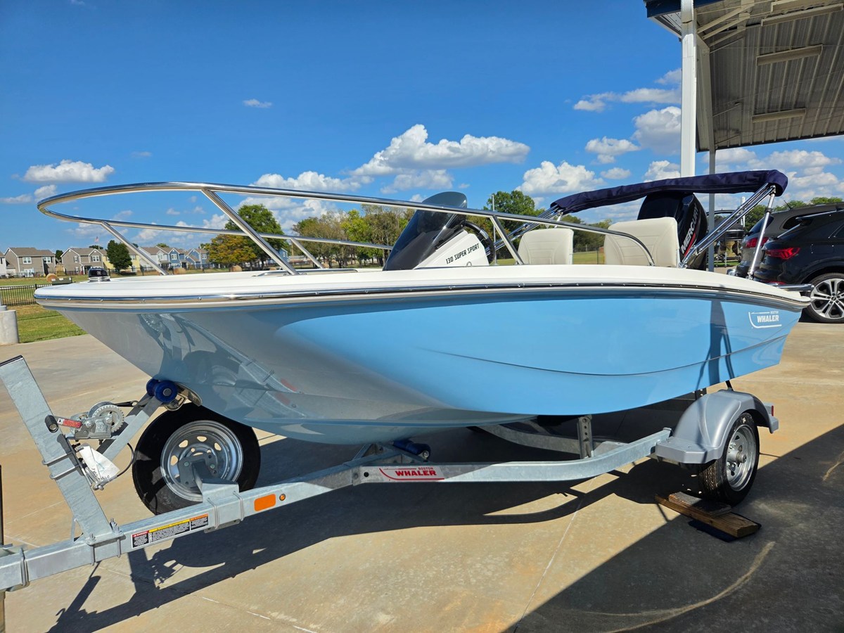 Boston Whaler 130 Super Sport — 2027 Boston Whaler 130 Super Sport — fotoğraf 4
