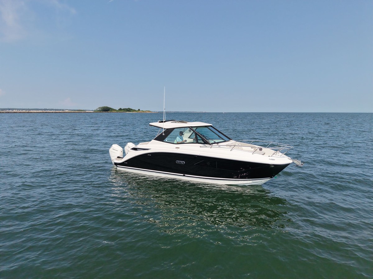 Sea Ray Sundancer 320 Outboard — 2026 Sea Ray Sundancer 320 Outboard — fotoğraf 5