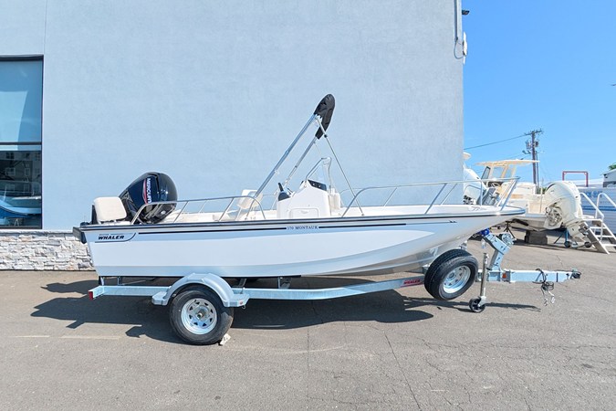 BOSTON WHALER 170 MONTAUK — 2026 Boston Whaler 170 Montauk