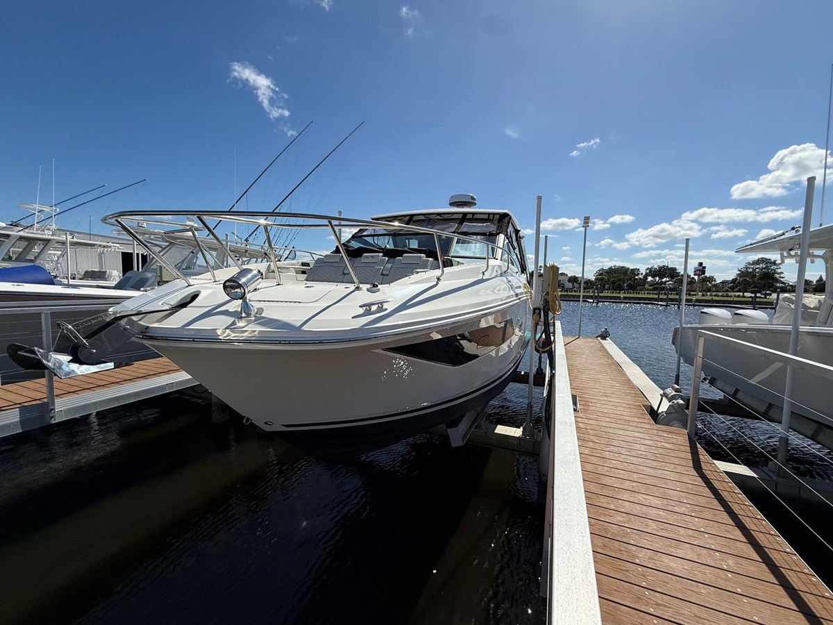 Sea Ray 320 SUNDANCER OB — 2024 Sea Ray 320 Sundancer OB — fotoğraf 5