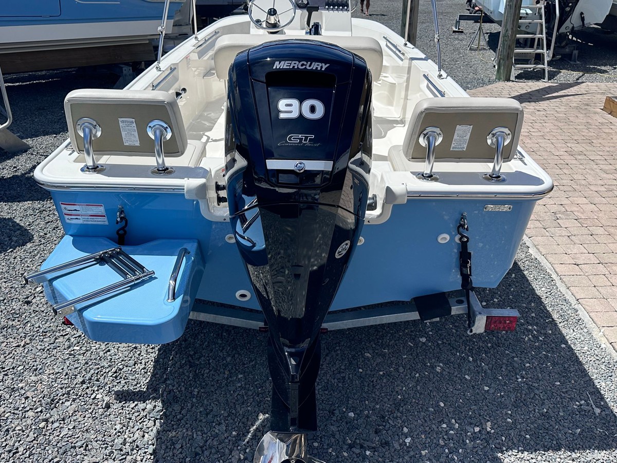 Boston Whaler 170 Montauk — 2026 Boston Whaler 170 Montauk — fotoğraf 2