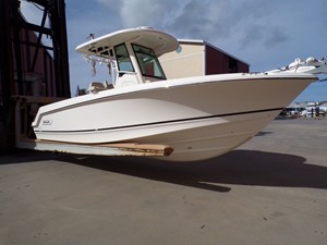 BOSTON WHALER 250 OUTRAGE