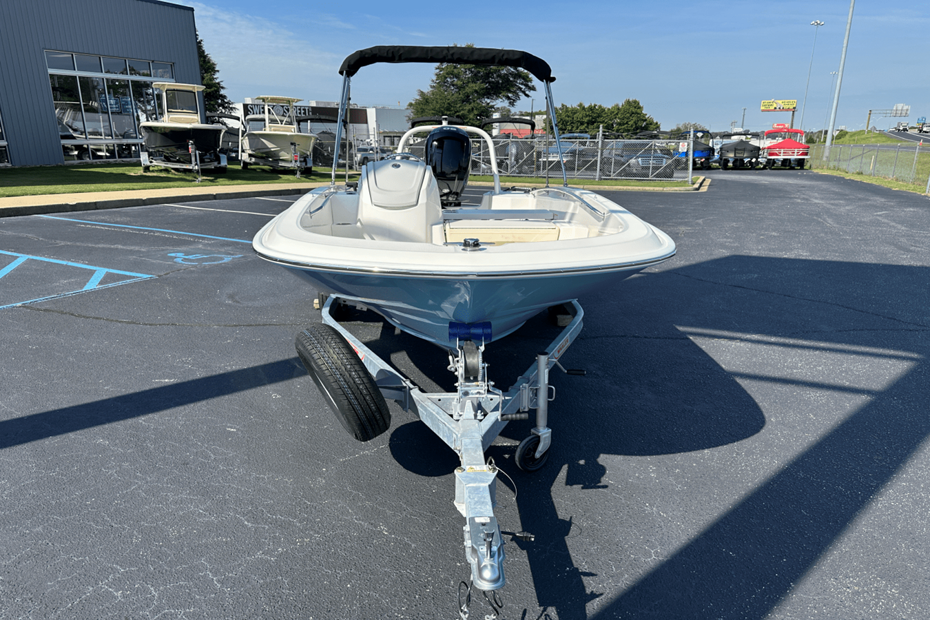 Boston Whaler 160 Super Sport — 2026 Boston Whaler 160 Super Sport — fotoğraf 5