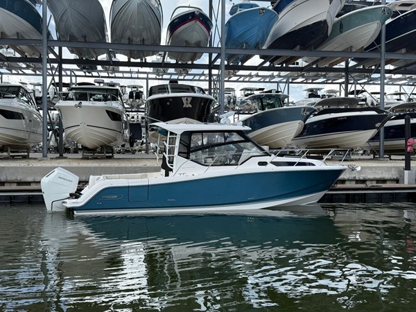 BOSTON WHALER 325 CONQUEST — 2027 Boston Whaler 325 Conquest
