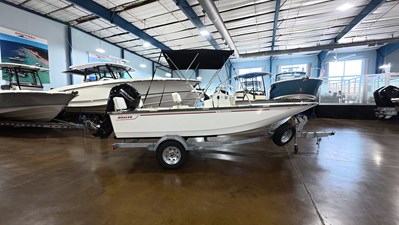 BOSTON WHALER 170 MONTAUK