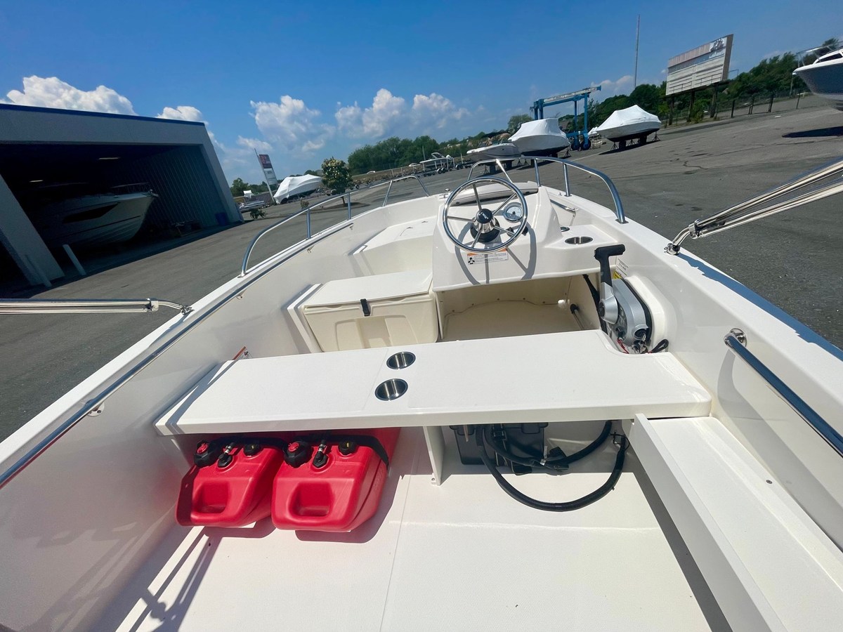 Boston Whaler 160 Super Sport — 2026 Boston Whaler 160 Super Sport — fotoğraf 4