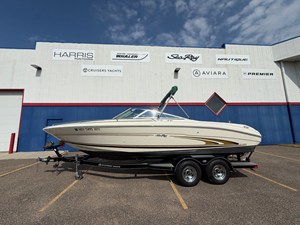 SEA RAY 230