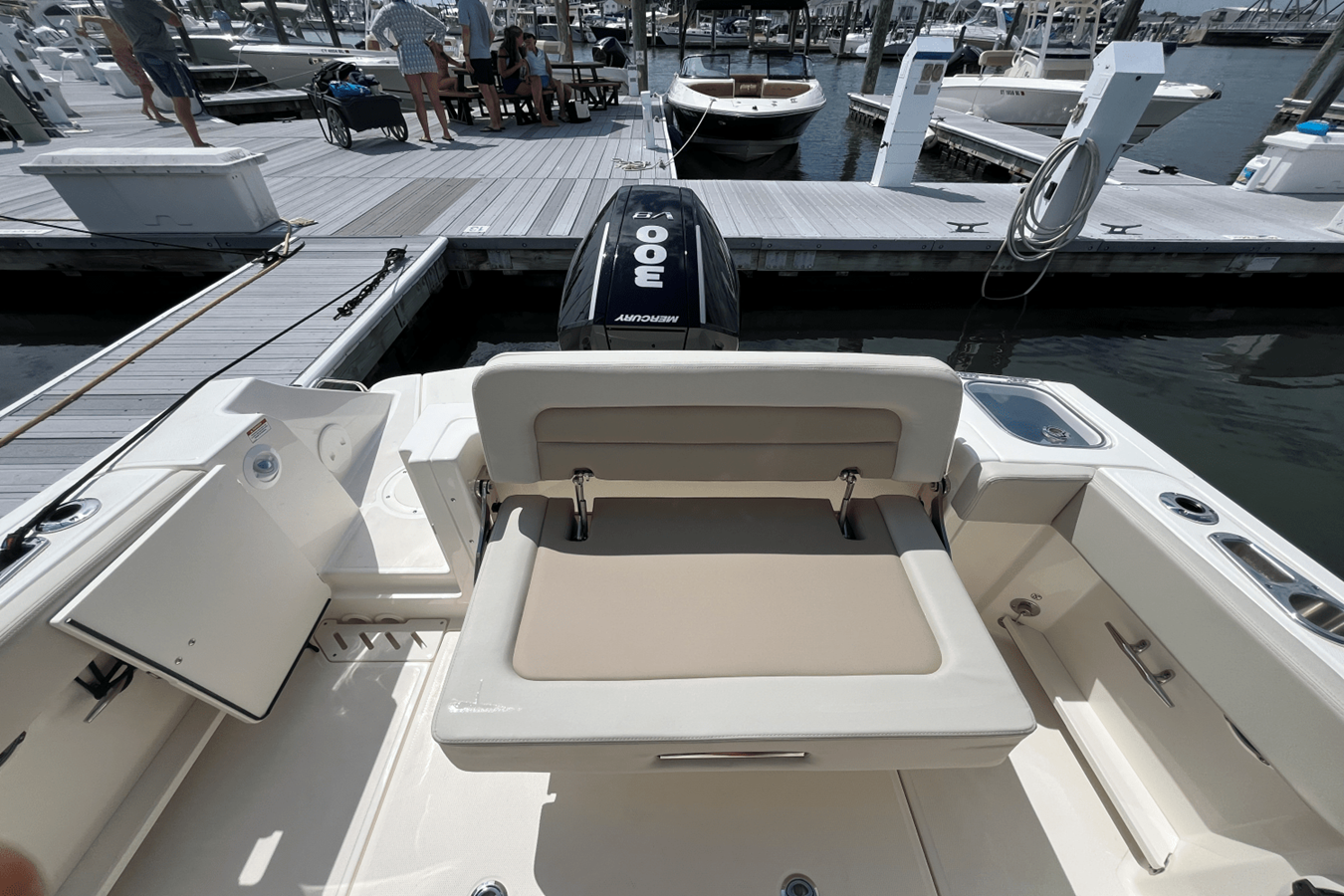 Boston Whaler 240 Vantage — 2026 Boston Whaler 240 Vantage — fotoğraf 5