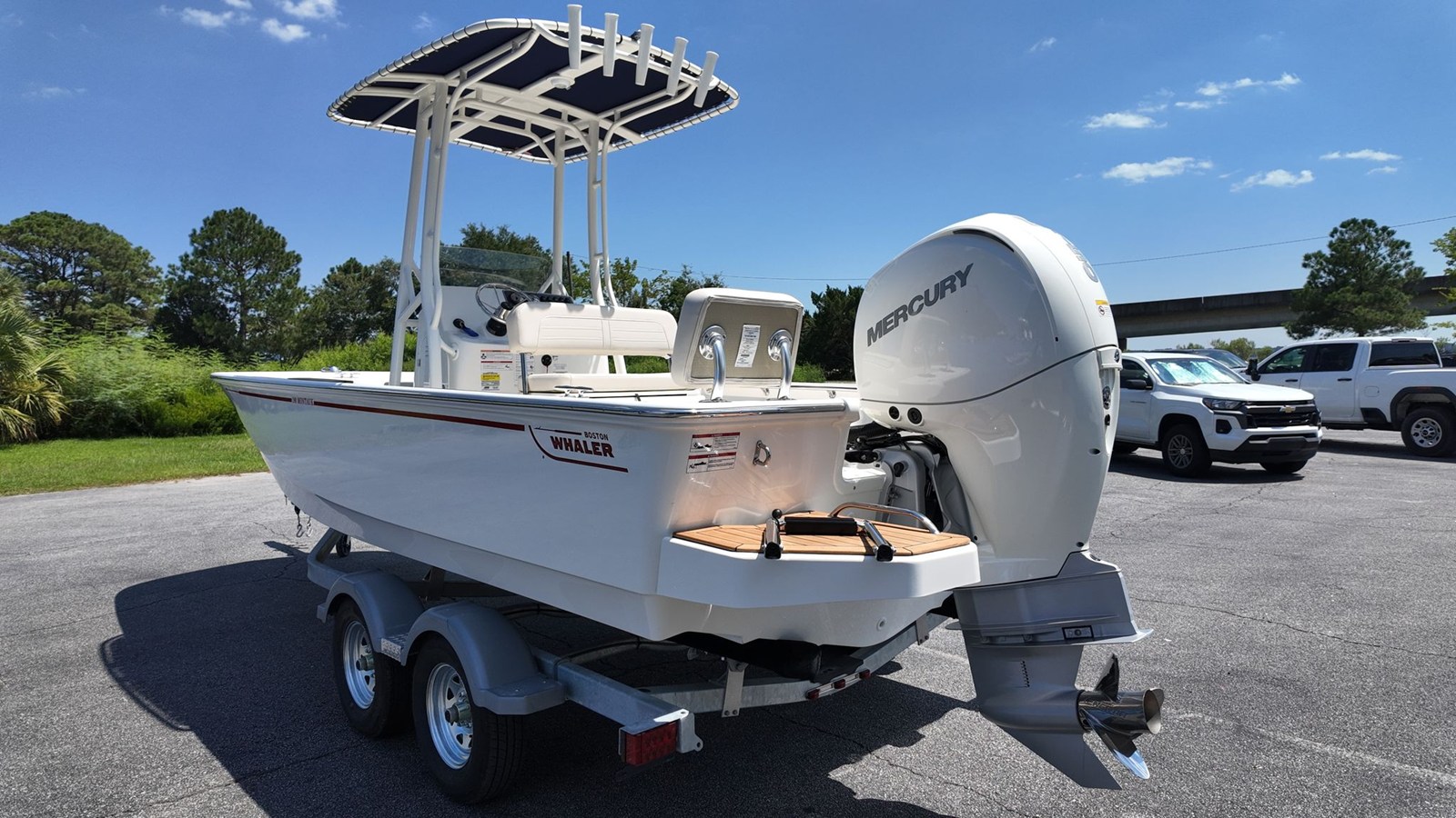 Boston Whaler 190 Montauk — 2027 Boston Whaler 190 Montauk — fotoğraf 4