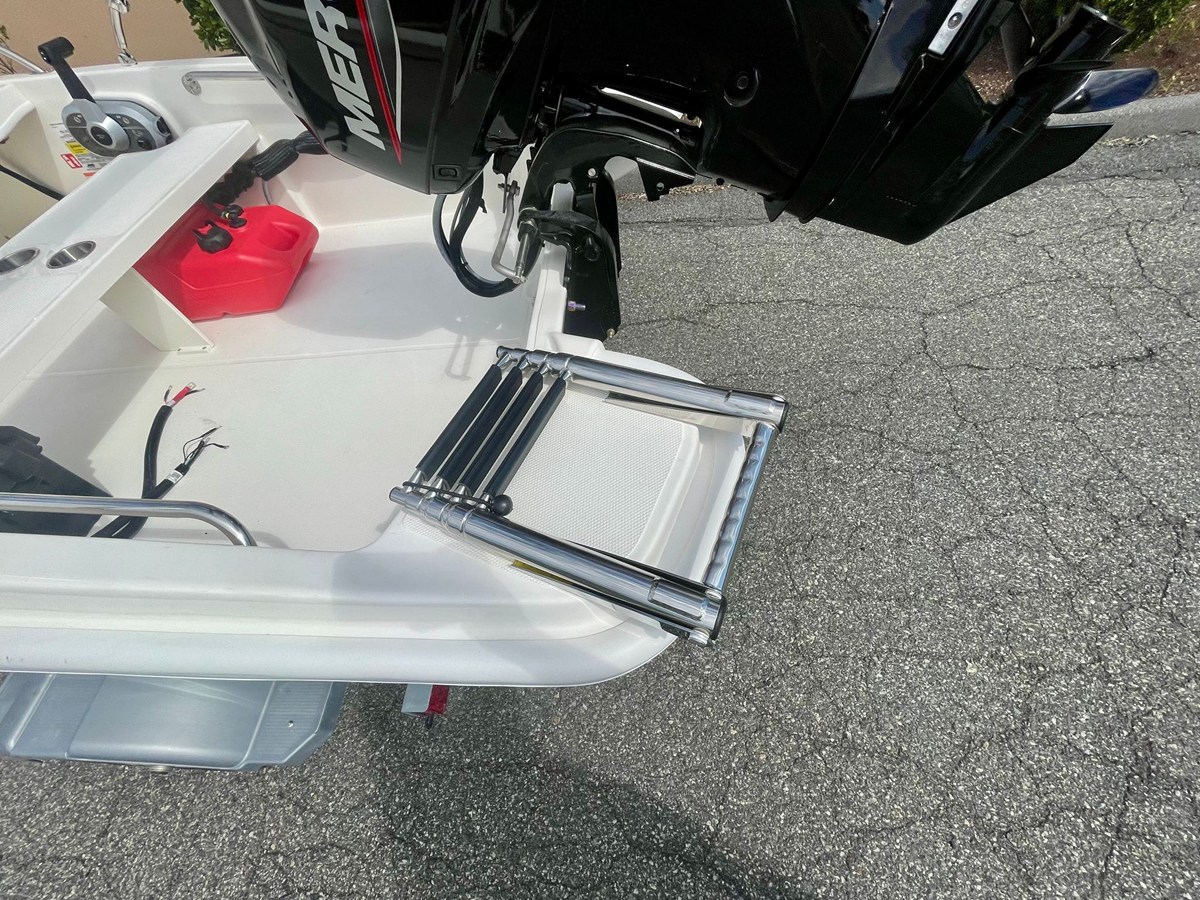 Boston Whaler 130 Super Sport — 2027 Boston Whaler 130 Super Sport — fotoğraf 4