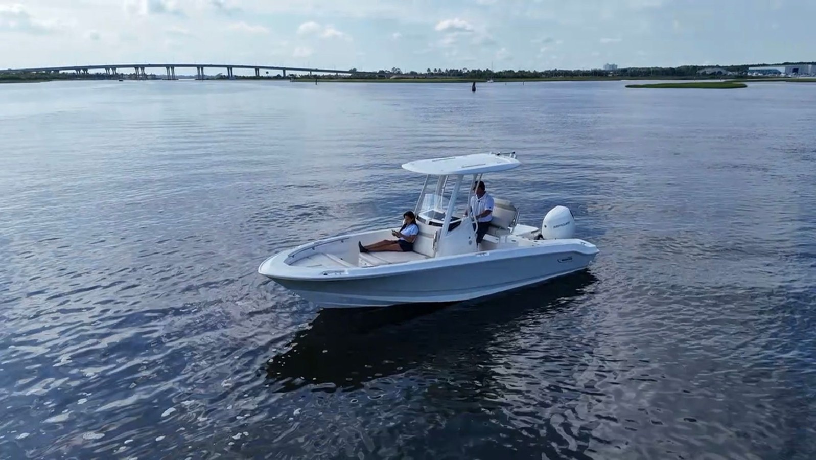 Boston Whaler 220 Dauntless — 2027 Boston Whaler 220 Dauntless — fotoğraf 3