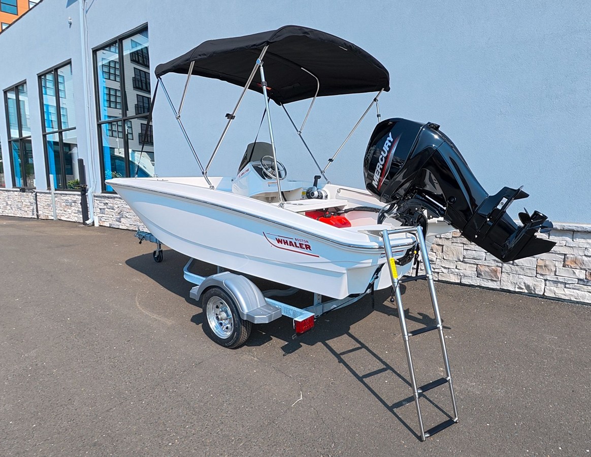 Boston Whaler 130 Super Sport — 2027 Boston Whaler 130 Super Sport — fotoğraf 4