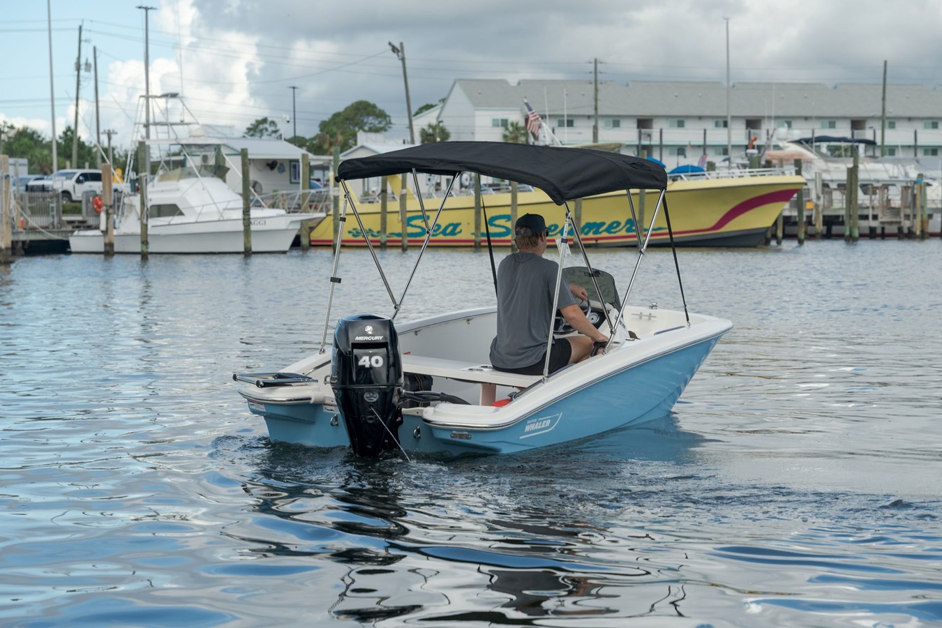Boston Whaler 130 Super Sport — 2027 Boston Whaler 130 Super Sport — fotoğraf 4